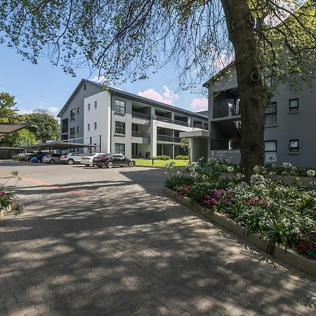 Stay Ulo At Atholl Gate Йоханнесбург Экстерьер фото